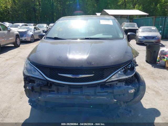 2C4RC1FG4KR509560 Chrysler Pacifica Touring Plus