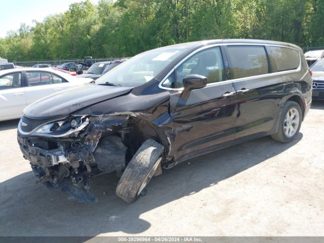 2C4RC1FG4KR509560 Chrysler Pacifica Touring Plus
