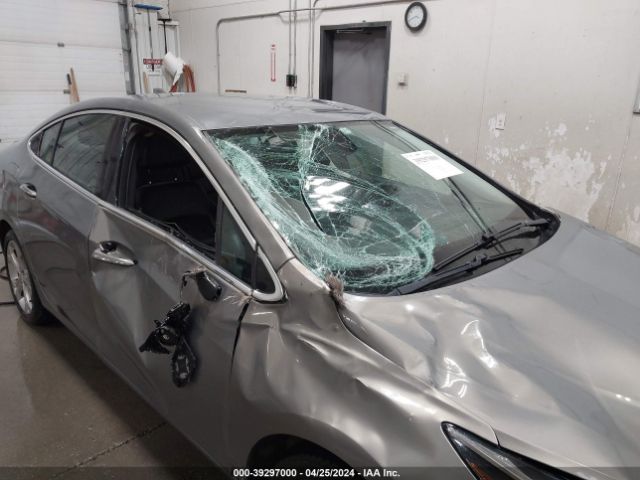 1G1BF5SM3J7193296 Chevrolet Cruze Premier Auto