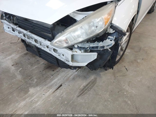 Ford FOCUS SE 2016 1FADP3F21GL274409 Image 6