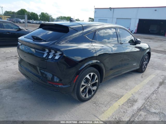 3FMTK3SU4PMA98199 Ford Mustang Mach-e Premium