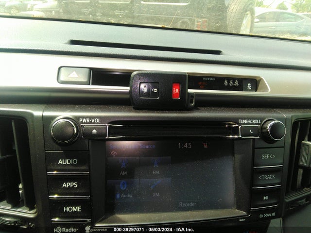 Toyota Rav4 Xle 2018 JTMRFREV7JJ243668 Image 11