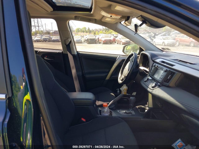 Toyota Rav4 Xle 2018 JTMRFREV7JJ243668 Image 5