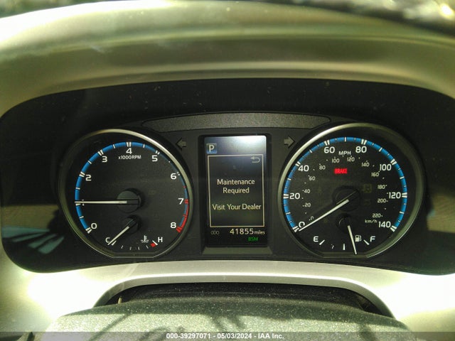 Toyota Rav4 Xle 2018 JTMRFREV7JJ243668 Image 7