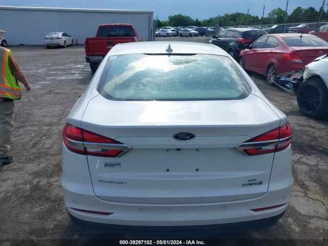 Ford Fusion Hybrid Se 2019 3FA6P0LU7KR131200 Image 16