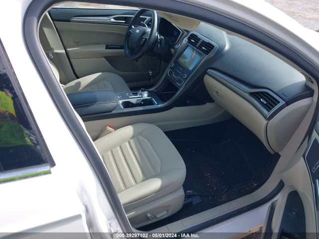 Ford Fusion Hybrid Se 2019 3FA6P0LU7KR131200 Image 5