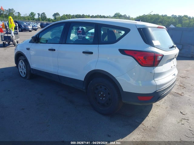 Ford ESCAPE S 2019 1FMCU0F78KUB14521 Image 3