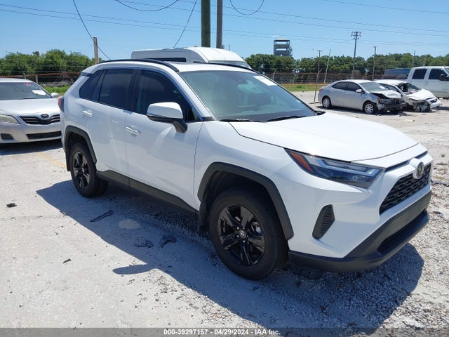 Toyota Rav4 Xle 2022 2T3W1RFV9NC173440 головне зображення