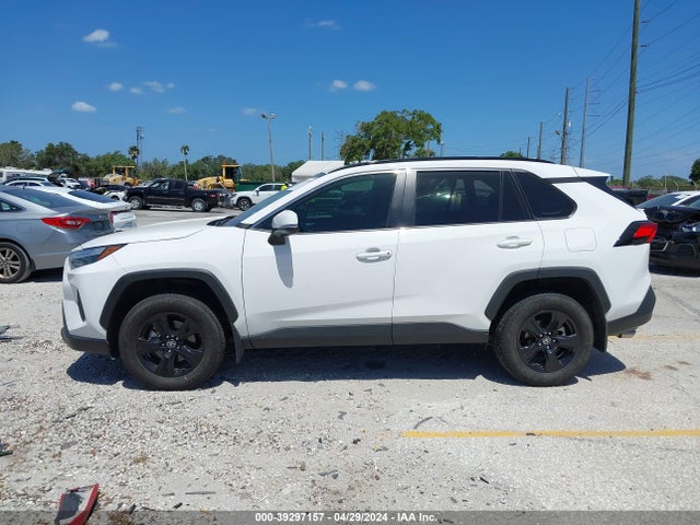 Toyota Rav4 Xle 2022 2T3W1RFV9NC173440 Image 14