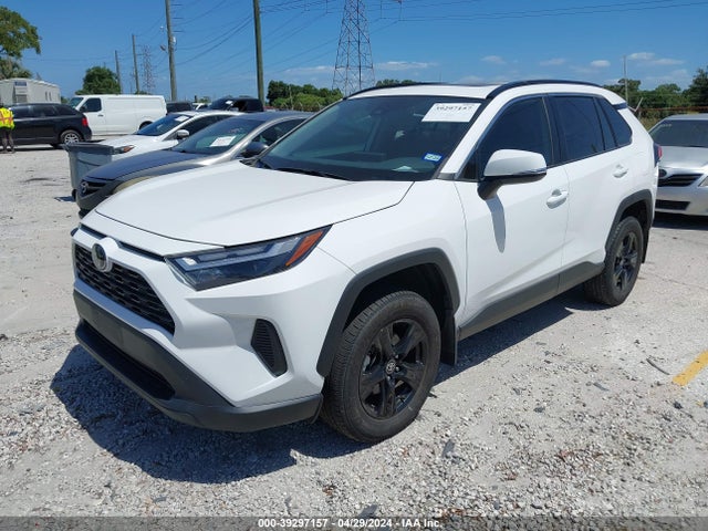 Toyota Rav4 Xle 2022 2T3W1RFV9NC173440 Image 2