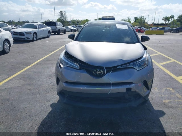Toyota C-HR XLE 2019 NMTKHMBX9KR073904 Image 6