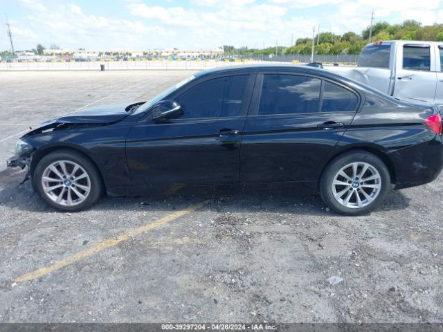 WBA8E5G53JNV01825 BMW 320i Xdrive