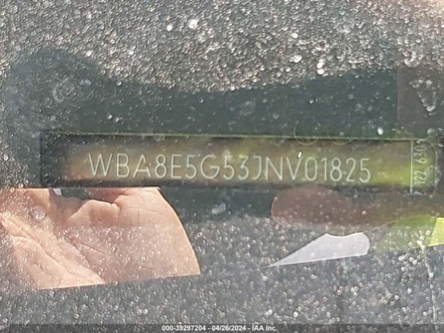 WBA8E5G53JNV01825 BMW 320i Xdrive