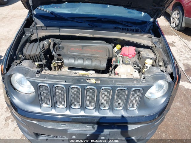 Jeep Renegade Latitude 4x4 2018 ZACCJBBB4JPH15511 Image 10