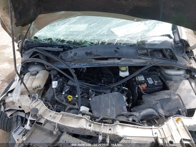 Ford Focus Titanium 2018 1FADP3N29JL229601 Image 10
