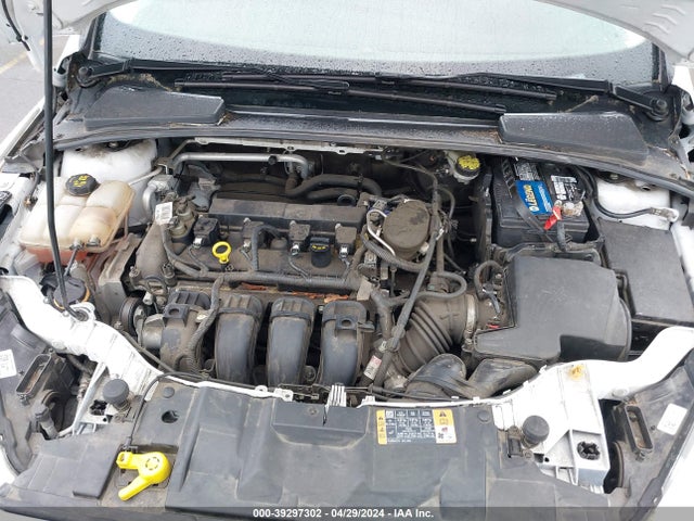 Ford FOCUS SE 2015 1FADP3F20FL243943 Image 10