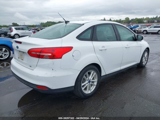 Ford FOCUS SE 2015 1FADP3F20FL243943 Image 4