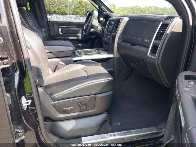 RAM 2500 Limited Mega Cab 4x4 6'4 Box 2018 3C6UR5PL5JG429904 Image 5