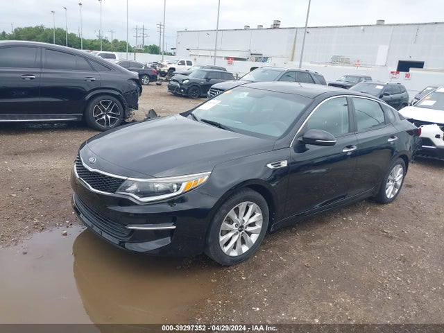 KIA Optima Lx 2016 5XXGT4L33GG036924 Image 2