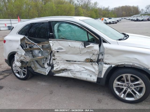 5LMCJ3D99GUJ27717 Lincoln Mkc Reserve