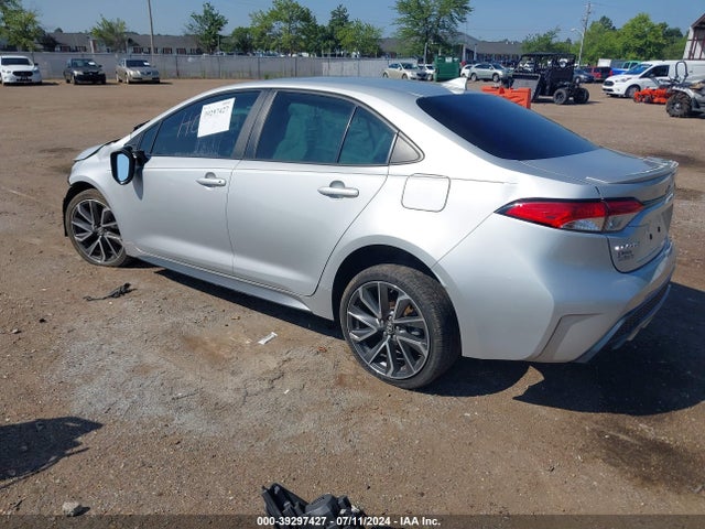 Toyota COROLLA SE 2021 5YFS4MCE1MP060196 Image 3