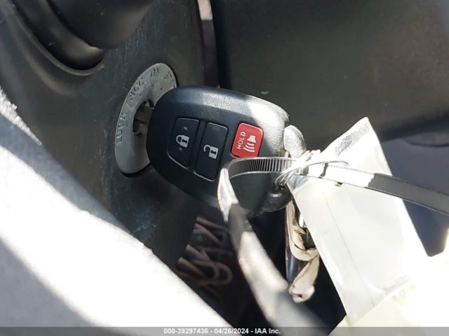 JTLZE4FE2EJ060628 Scion XB