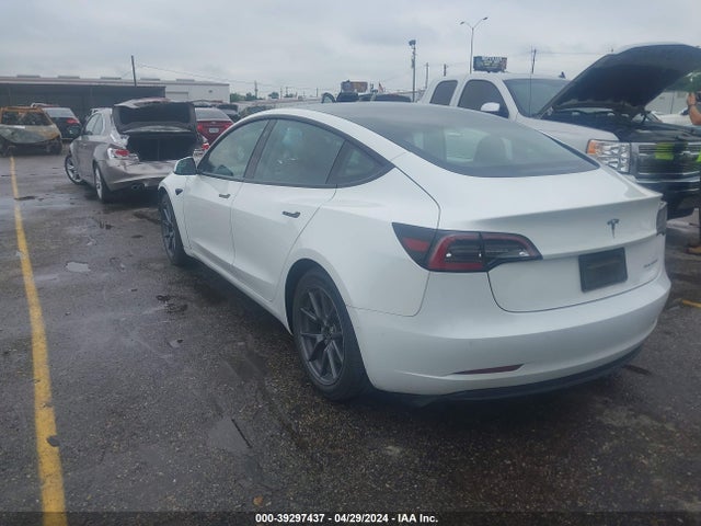Tesla Model 3 Long Range Dual Motor All-wheel Drive 2021 5YJ3E1EB3MF902020 Image 3
