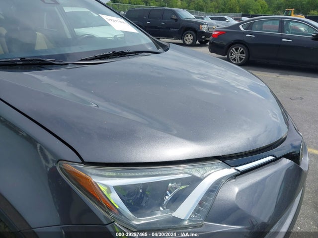Toyota Rav4 Xle 2018 JTMWFREV9JJ153618 Image 6