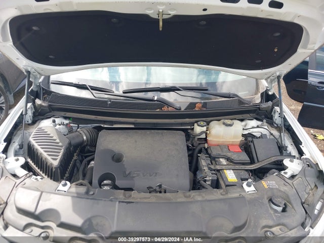 Chevrolet Traverse Ls 2018 1GNERFKW4JJ114246 Image 10
