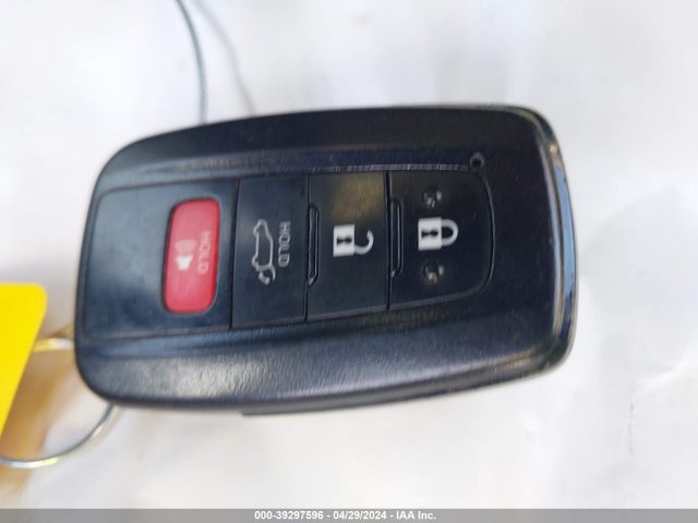 Toyota Highlander Xle 2021 5TDHZRAH6MS071708 Image 11