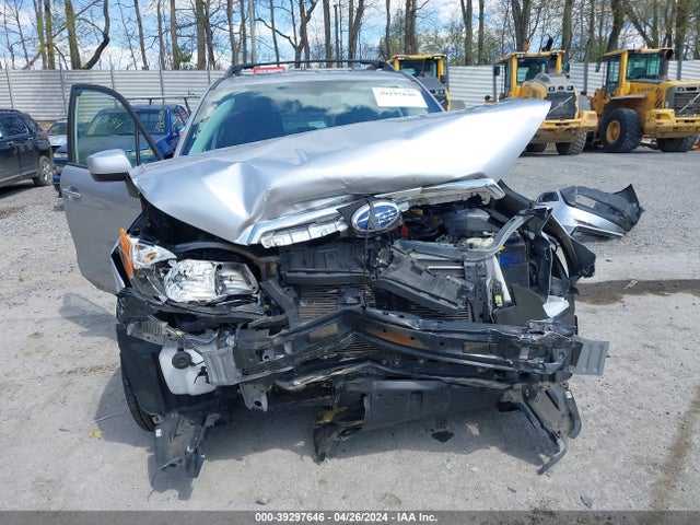Subaru Forester 2.5i Premium 2015 JF2SJADC5FH820120 Image 12