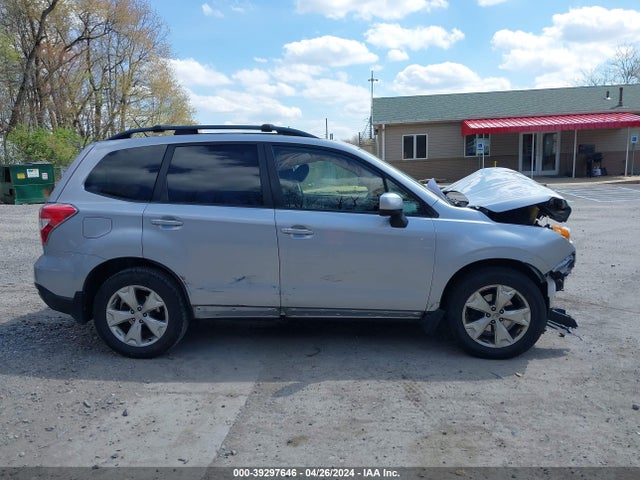 Subaru Forester 2.5i Premium 2015 JF2SJADC5FH820120 Image 13