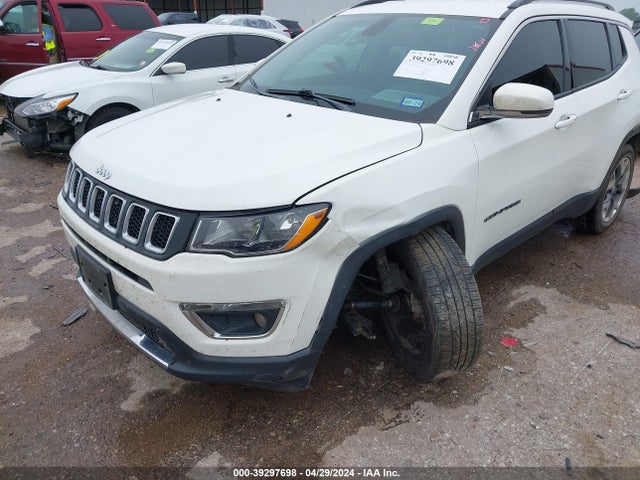 3C4NJCCBXLT122549 Jeep Compass Limited Fwd