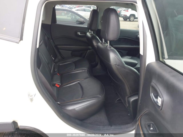 3C4NJCCBXLT122549 Jeep Compass Limited Fwd
