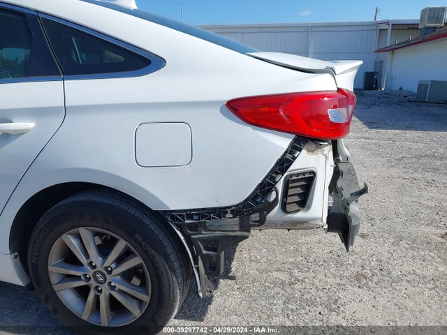 Hyundai SONATA SE 2016 5NPE24AF6GH328725 Image 12