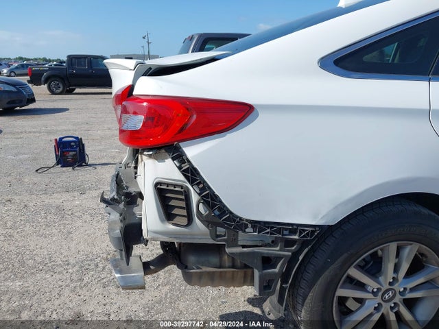 Hyundai SONATA SE 2016 5NPE24AF6GH328725 Image 13