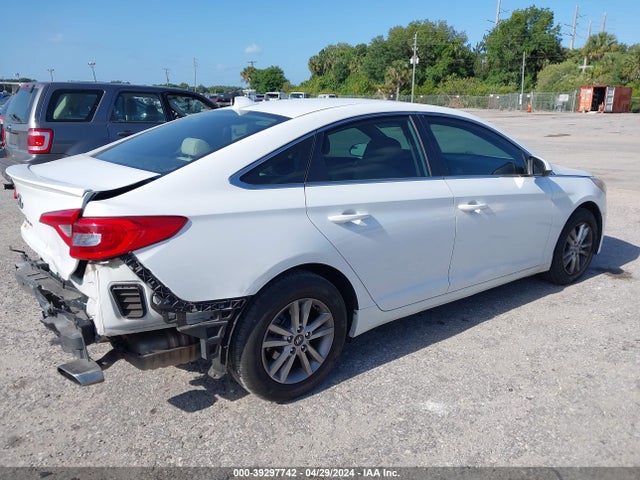 Hyundai SONATA SE 2016 5NPE24AF6GH328725 Image 4