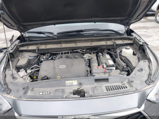 Toyota Highlander Xle 2022 5TDGZRBH7NS232224 Image 10