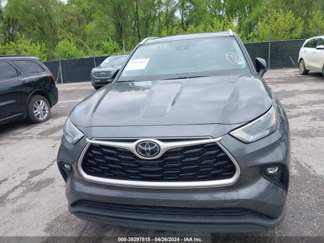 Toyota Highlander Xle 2022 5TDGZRBH7NS232224 Image 13