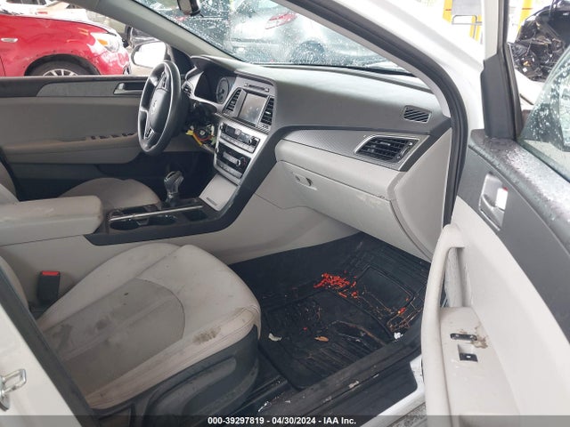 Hyundai SONATA SE 2016 5NPE24AF9GH382990 Image 5