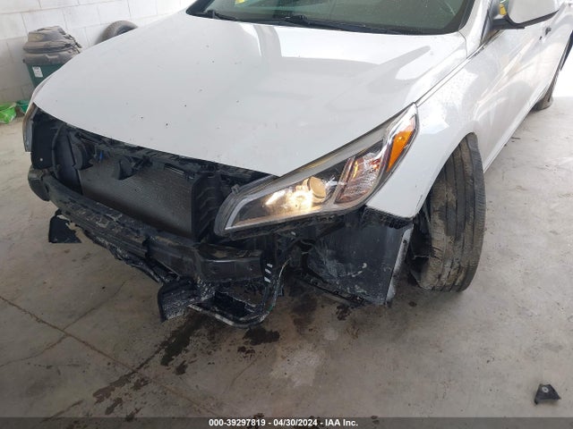 Hyundai SONATA SE 2016 5NPE24AF9GH382990 Image 6