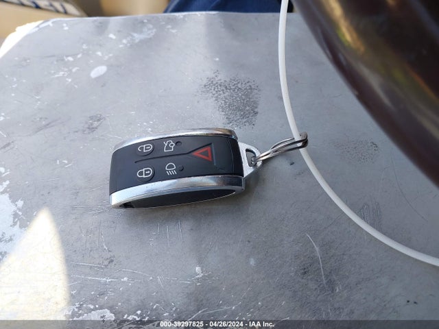 2009 JAGUAR XF SAJWA05B69HR08065 Photo 10