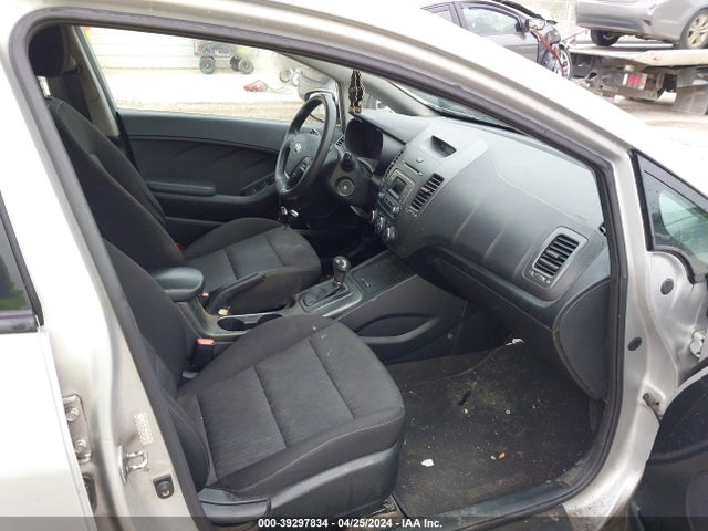 KIA FORTE LX 2016 KNAFK4A66G5507512 Image 5