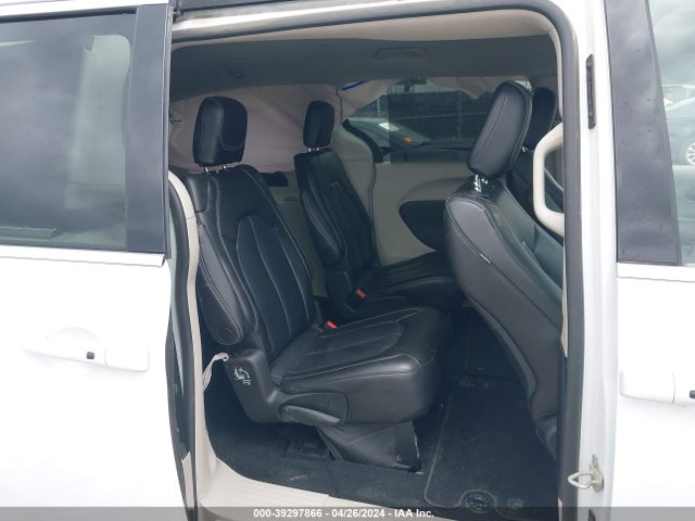 Chrysler Pacifica Touring L 2023 2C4RC1BG2PR550041 Image 8