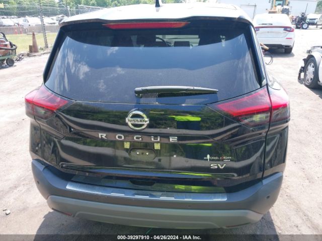 5N1AT3BA2MC753497 Nissan Rogue Sv Fwd