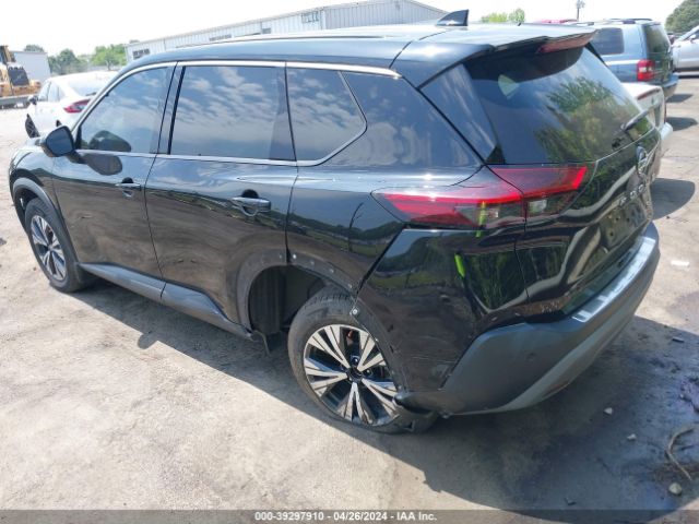5N1AT3BA2MC753497 Nissan Rogue Sv Fwd