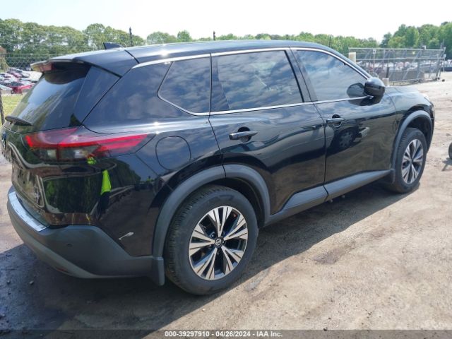 5N1AT3BA2MC753497 Nissan Rogue Sv Fwd