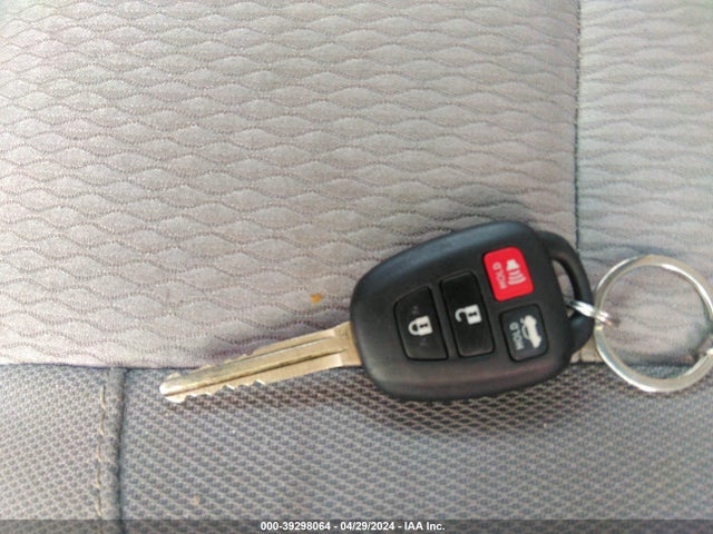 Toyota COROLLA LE 2014 2T1BURHE8EC148704 Image 11