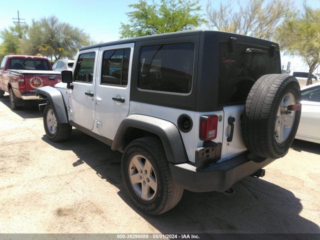 1C4BJWDG3JL812196 Jeep Wrangler Jk Unlimited Sport S 4x4