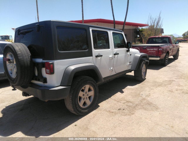 1C4BJWDG3JL812196 Jeep Wrangler Jk Unlimited Sport S 4x4